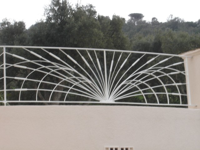 Garde corps  balcons  en fer forgé