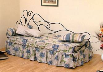 canapé en fer forgé – canapé de jardin – banc en fer forgé – banquette en fer forgé – siège de jardin en fer forgé – salon de jardin – salon en fer forgé