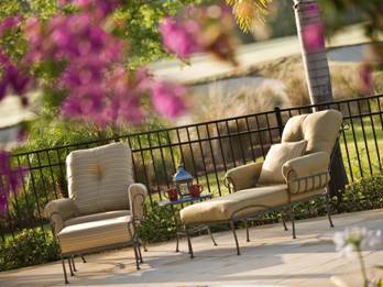 fauteuil de jardin – fauteuil en fer forgé – fauteuil design – banc design - banquette de jardin-